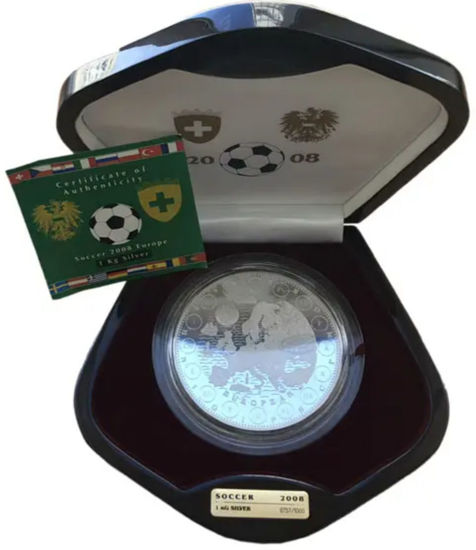 Picture of Срібна монета "Чемпіонат Європи по футболу" 1000 грам, 2008 рік